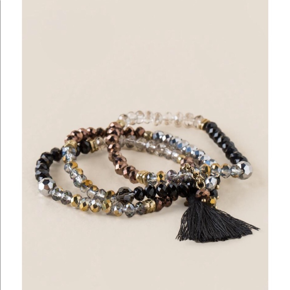 Francesca Black and Gold Beaded Bracelet